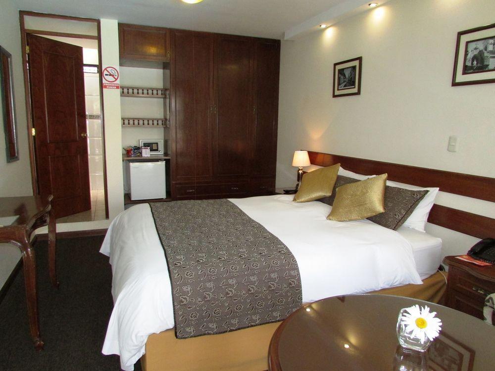 Queen'S Villa Hotel Boutique อาเรกิปา ภายนอก รูปภาพ