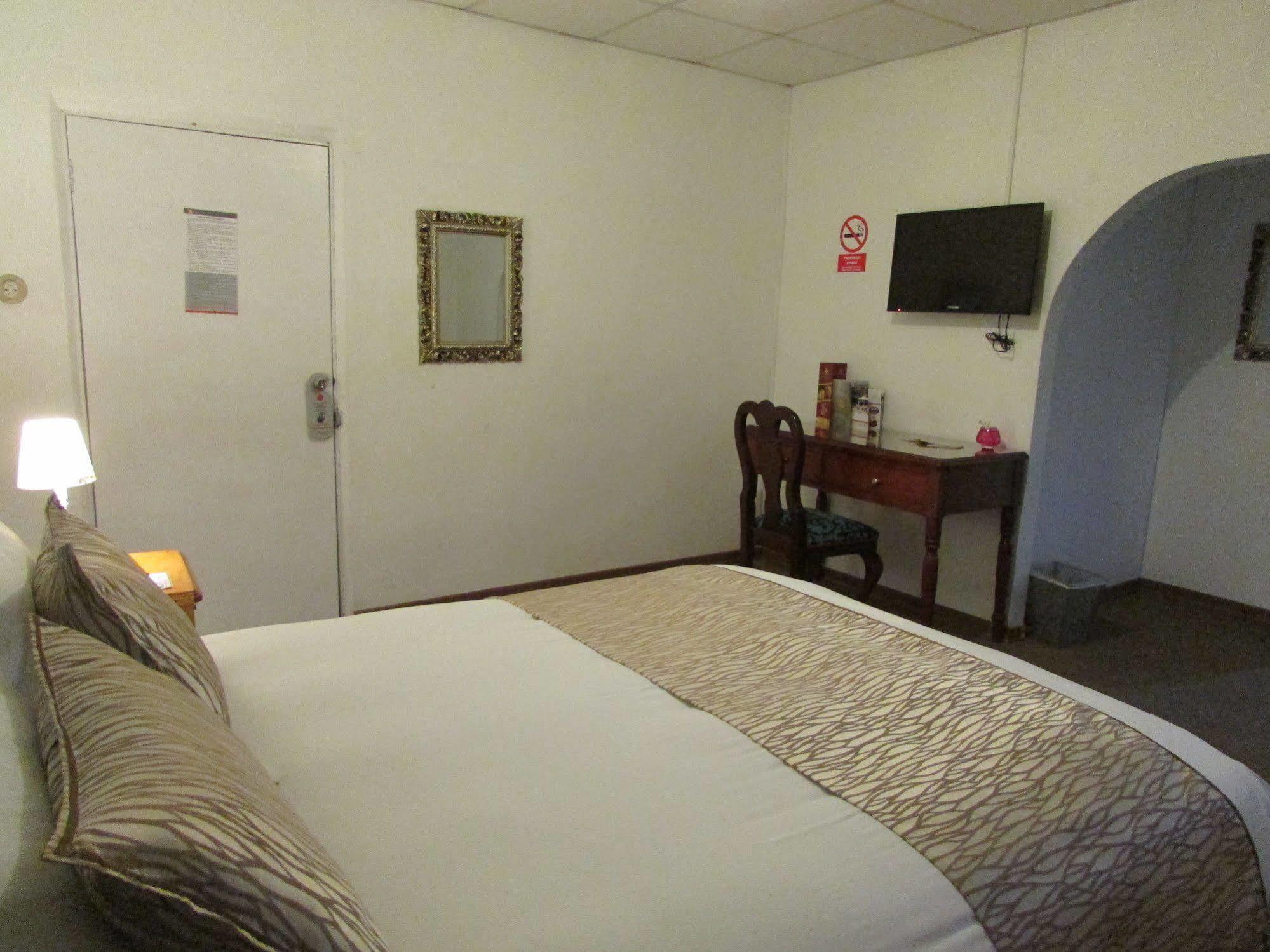 Queen'S Villa Hotel Boutique อาเรกิปา ภายนอก รูปภาพ
