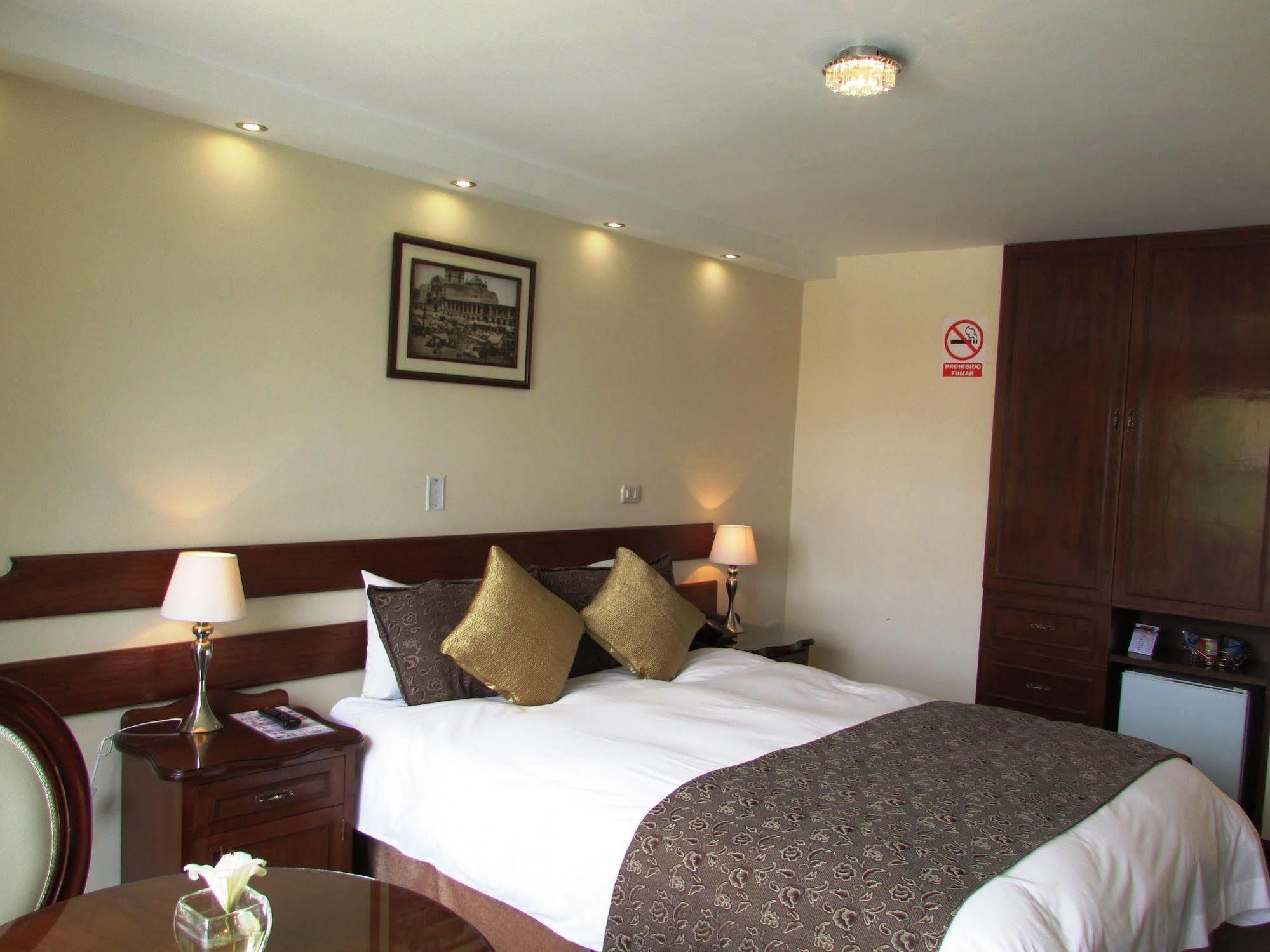 Queen'S Villa Hotel Boutique อาเรกิปา ภายนอก รูปภาพ