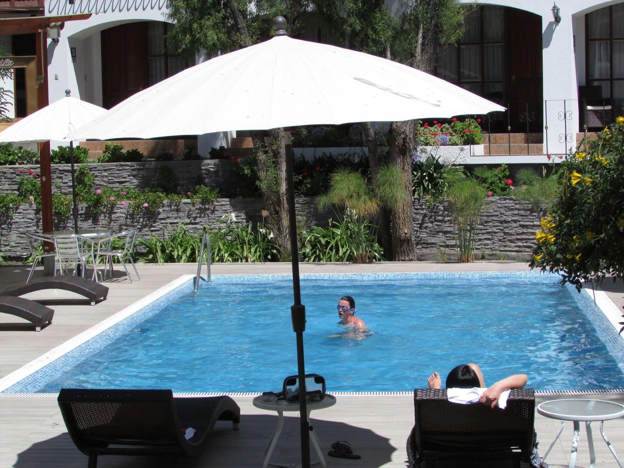 Queen'S Villa Hotel Boutique อาเรกิปา ภายนอก รูปภาพ